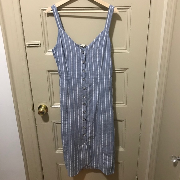 Gilli Button Down Midi Dress in Stripe - Picture 3 of 6